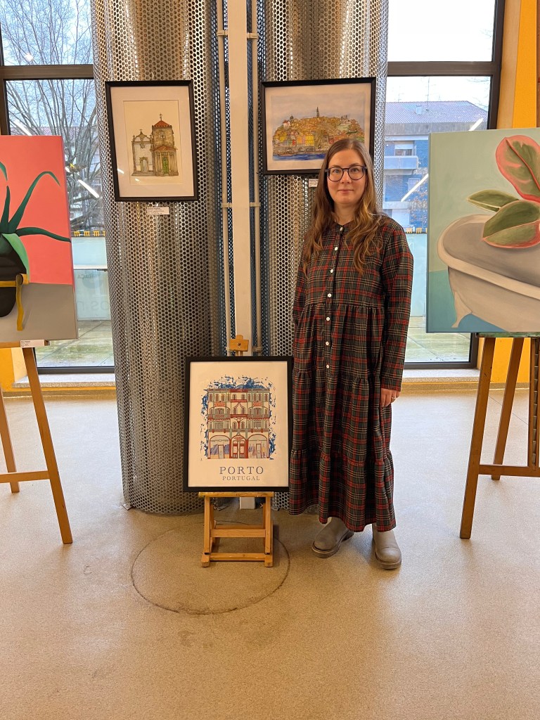 art exhibition with architecture and original works